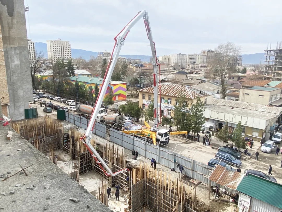 筑梦“蓝海”！恒峰g22泵车“圈粉”中亚！