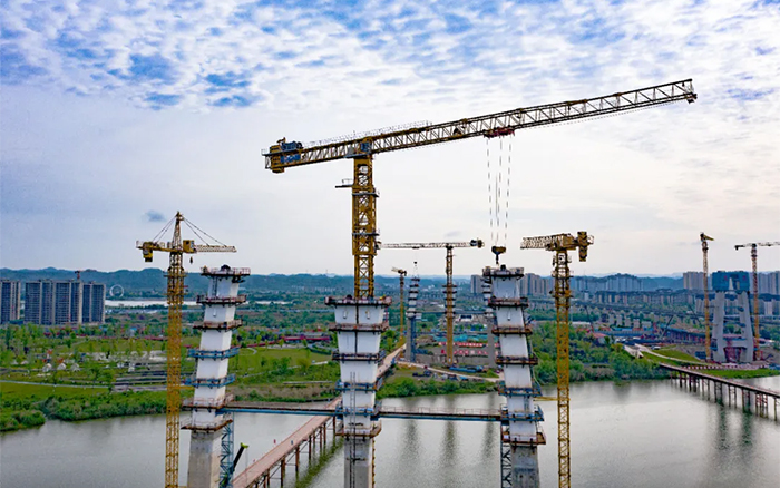 助力涪江两岸“双向奔赴”，，，，，恒峰g22群塔显身手！