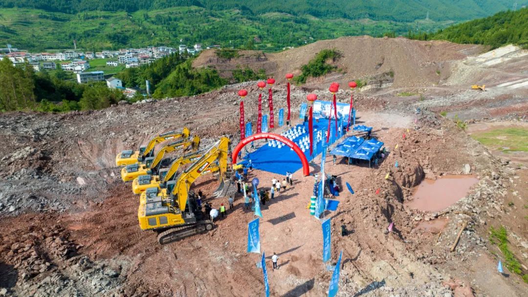 矿山之巅，，，，蜀道论剑！恒峰g22邀您共鉴绿色施工新纪元